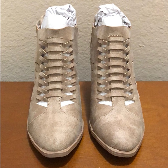 Bootie - Picture 5 of 8